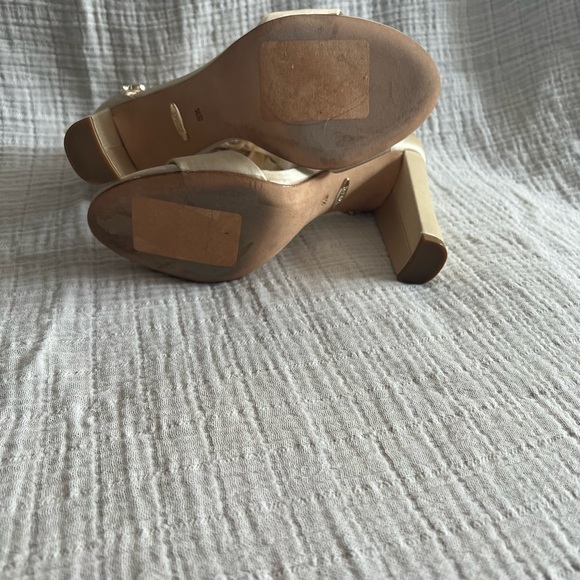 BADGLEY MISCHKA heals - Picture 3 of 6